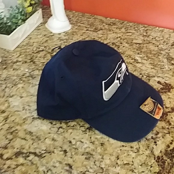 '47 NFL Seattle Seahawks Cap - Picture 2 of 7